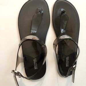 NWOT Michael Kors Jellies Size 8